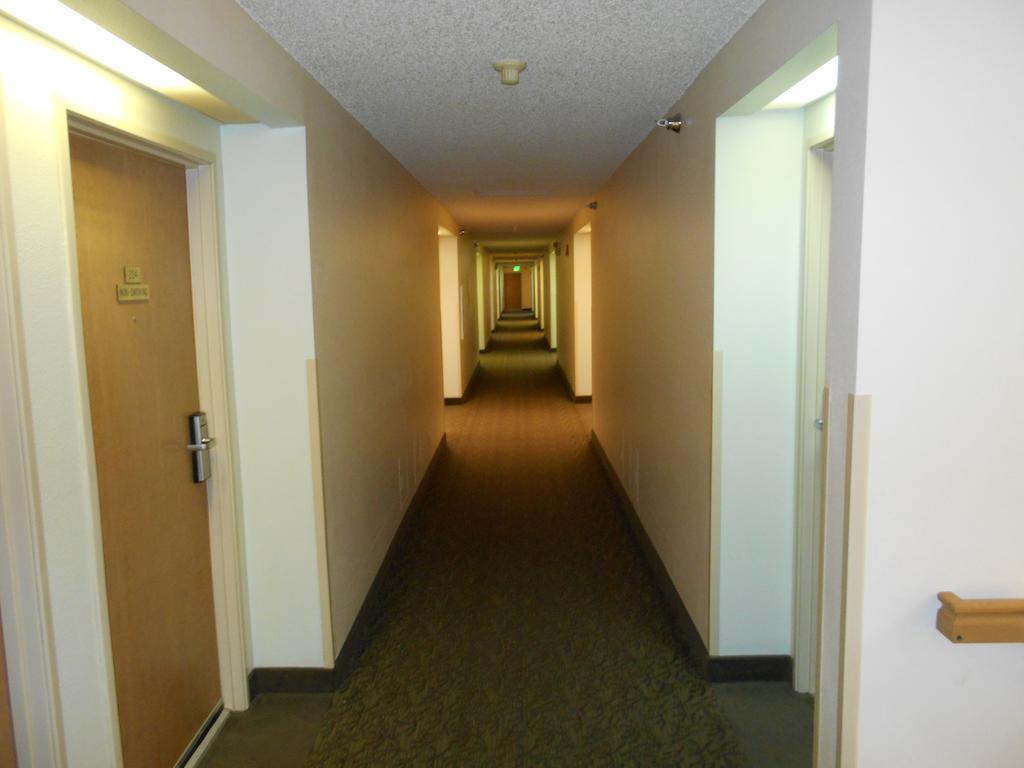 Days Inn By Wyndham Billings Exterior foto